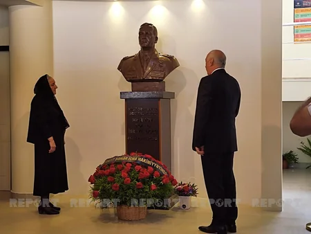 Polad Həşimovun büstünün və xatirə muzeyinin açılışı olub - VİDEO - YENİLƏNİB