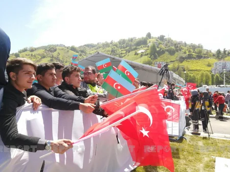 PHOTO REPORTAGE from the new airport in Rize 