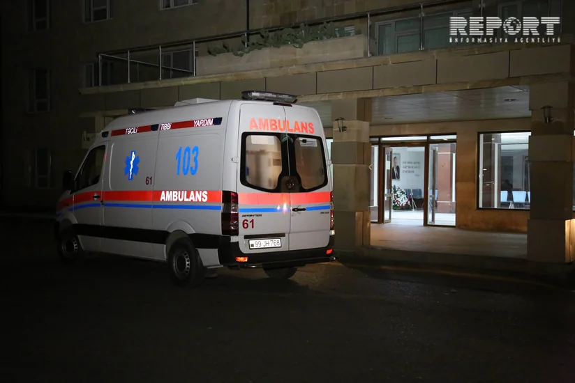 В Геранбое автомобиль насмерть сбил пешехода, близкие перекрыли дорогу