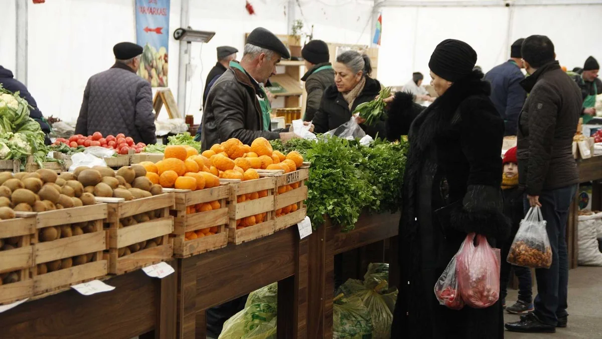 Yeni il qabağı Biləsuvar bazarında vəziyyət: bəzi məhsullar ucuzlaşıb, bahalaşanlar da var