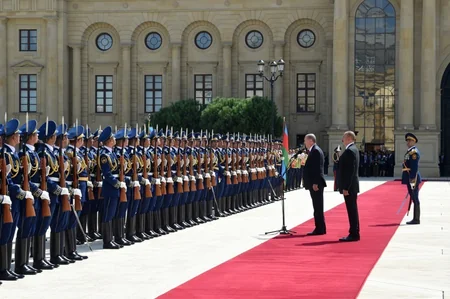 Türkiyə Prezidentinin rəsmi qarşılanma mərasimi olub