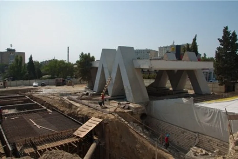Memar Əcəmi-2 metro stansiyasında əsas işlər yekunlaşıb