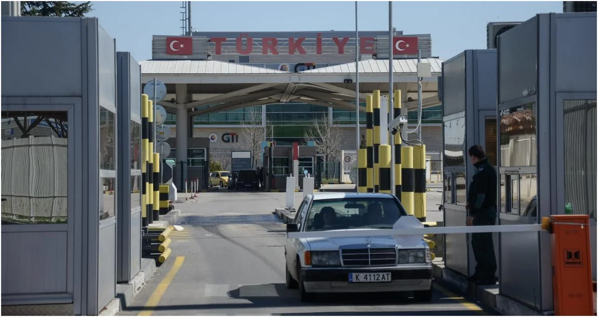 Bulgarian regions near Turkish border declare state of emergency due to migrants