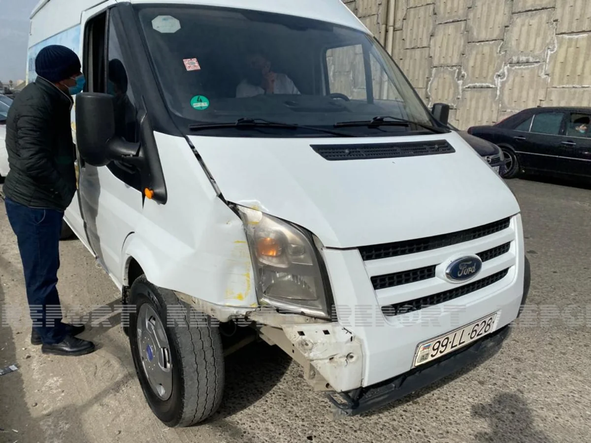 Abşeronda iki avtomobil toqquşub