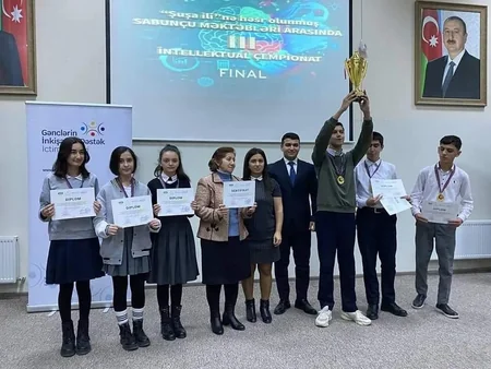 Sabunçu məktəbləri arasında Şuşa ilinə həsr olunmuş III intellektual çempionat keçirilib