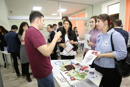 ABŞ-ın Azərbaycandakı Səfirliyinin dəstəyi ilə Alumni Fair adlı təhsil sərgisi keçirilib