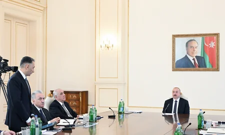 President Ilham Aliyev speaks at session on transportation issues