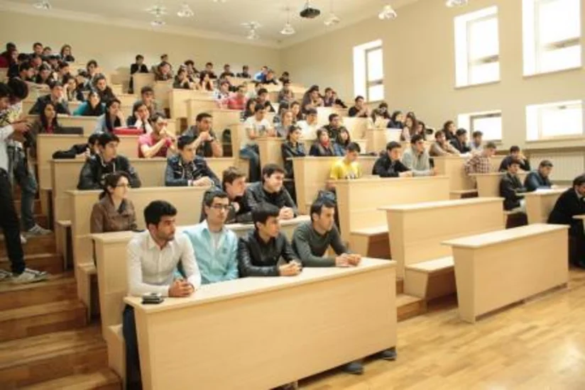 Azərbaycanda ali məktəblərdə təhsil alanların 48,8 faizini qadınlar təşkil edir