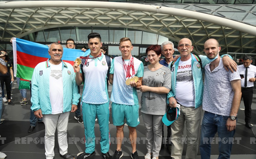Три чемпиона паралимпиады вернулись в Баку