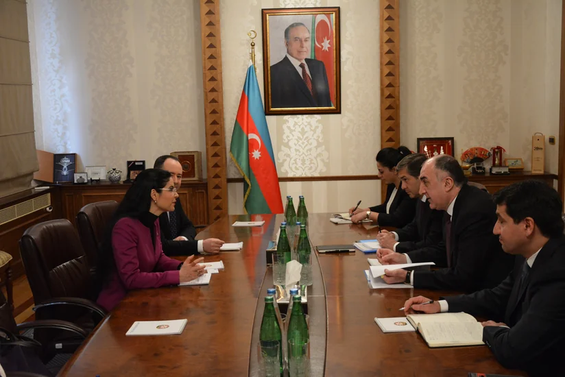 Elmar Məmmədyarov Rumıniyanın baş nazirinin müavinini qəbul edib