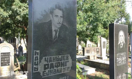 Rövşən Lənkəranski atasının yanında dəfn olunacaq - FOTO