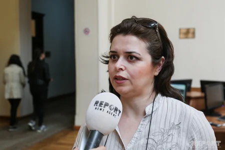 Axundzadə adına kitabxanada ən qədim kitabın 444 yaşı var - REPORTAJ