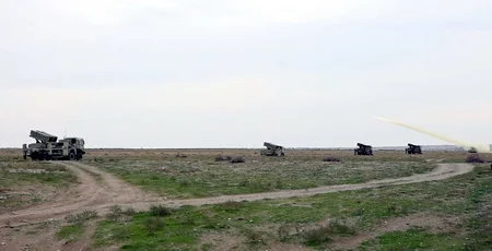 Войска Нахчыванского гарнизона успешно провели этап с боевой стрельбой