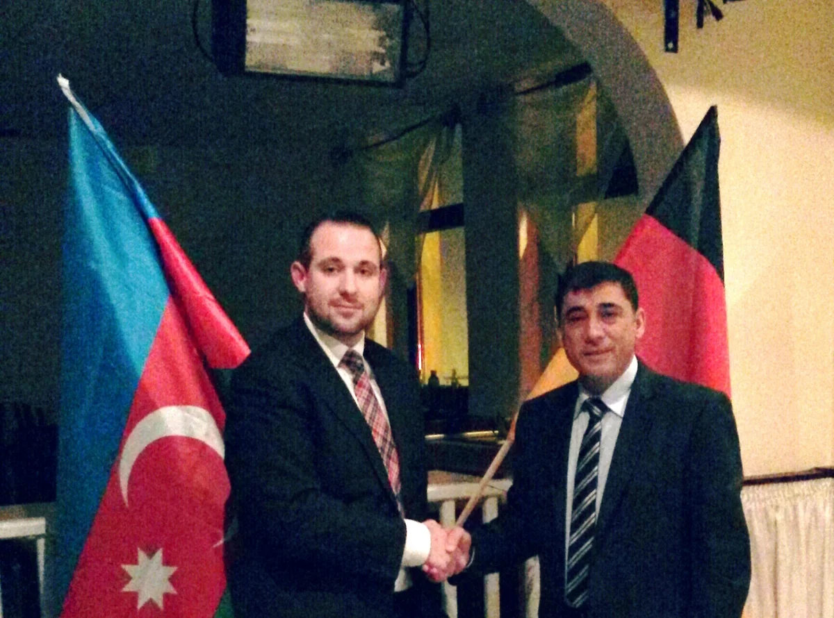 Almaniyanın Tangerhütte şəhərində Xocalı faciəsində həlak olan insanların xatirəsi anılıb