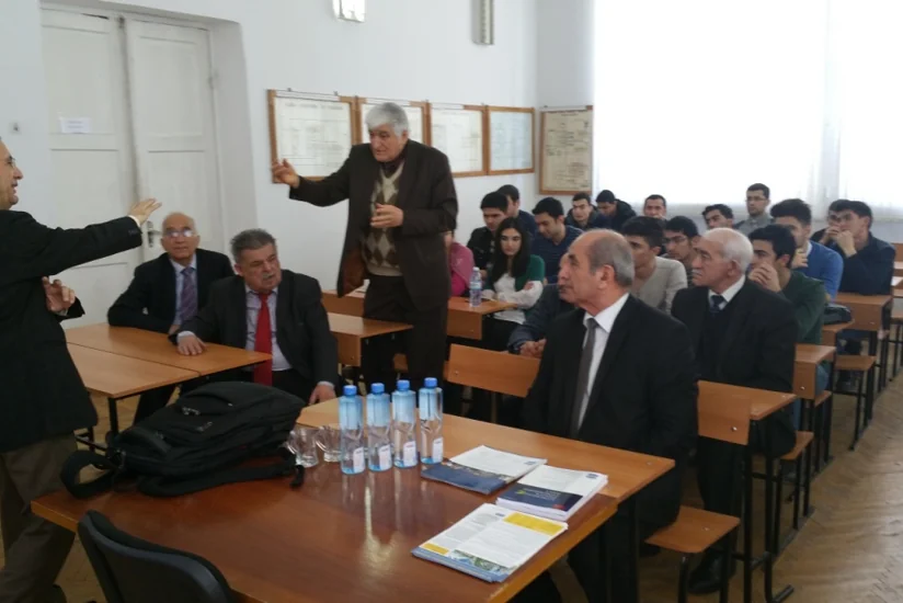 ​Türkiyəli professor ADNA-da seminar keçirib