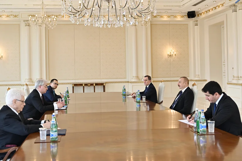 Президент принял спецпредставителя МИД России по нормализации отношений между Азербайджаном и Арменией