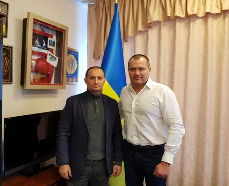 Ukrayna Ali Radasının (parlament) Ailə, gənclər, idman və turizm siyasəti üzrə komitə sədri Artur Palatnıy