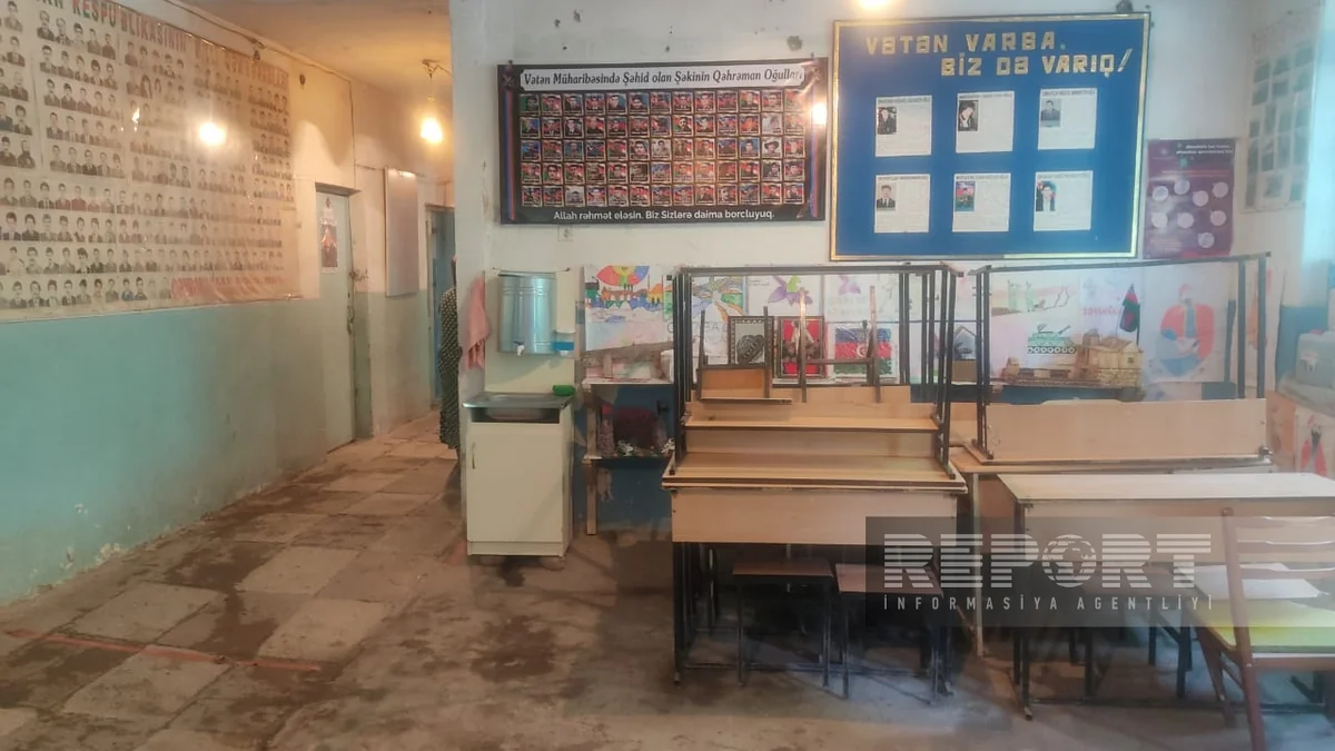 Şəkinin Çeşməli kənd tam orta məktəbinin binası qəzalı vəziyyətdədir