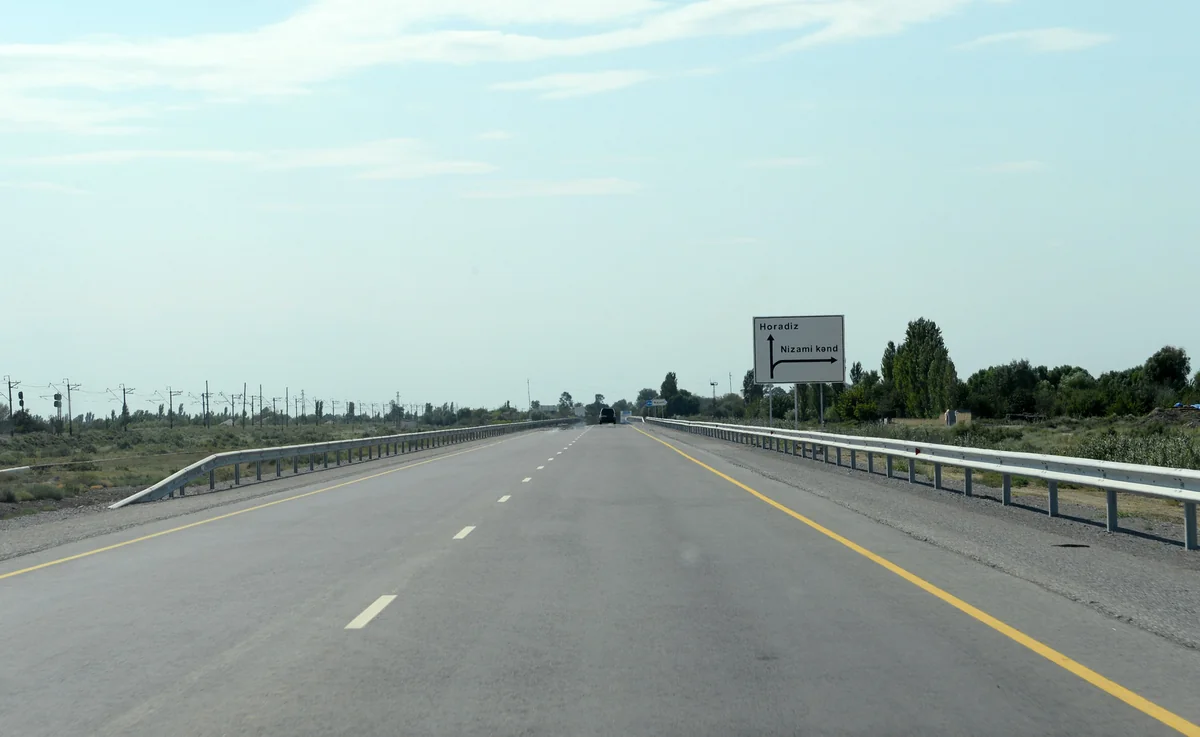 Hacıqabul-Bəhrəmtəpə yolunda 78 yol nişanı və 25 lövhə oğurlanıb