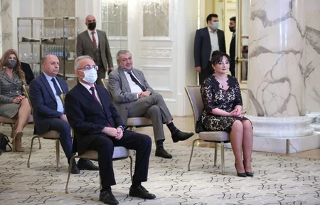 Səmayə Məmmədovanın Peşəkarlığın rəsmi kitabı təqdim olunub