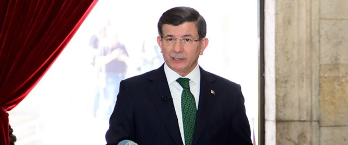Davudoğlu: Heç kəs özünü qanunun yerinə qoya bilməz