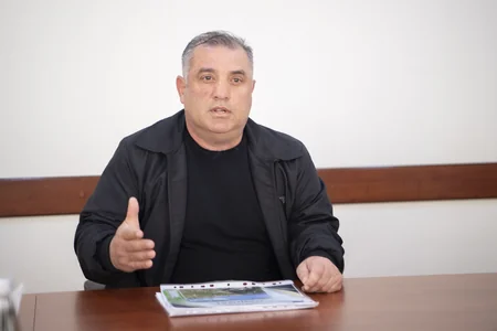 Məcnun Məmmədov Masallıda vətəndaşları qəbul edib, fermerlərlə görüşüb