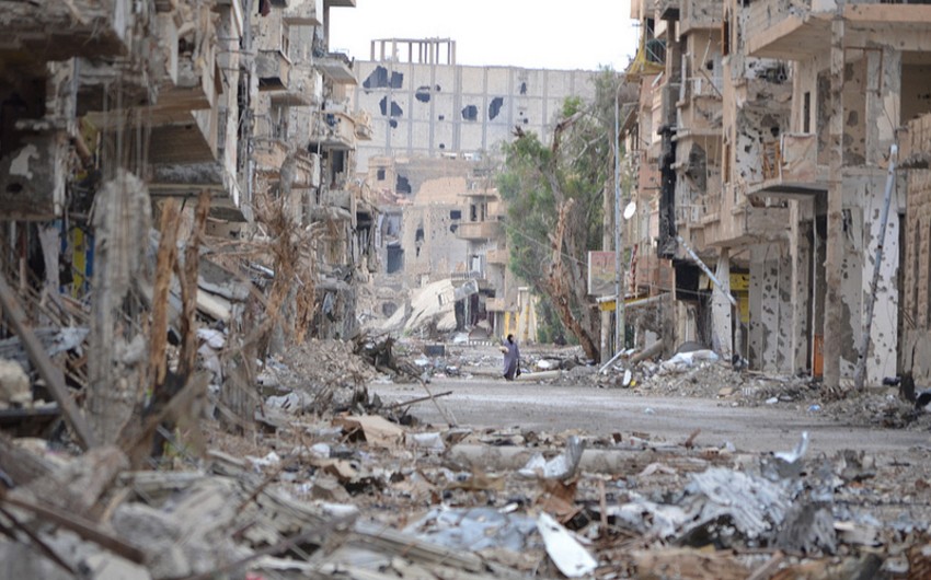 İŞİD Deyr-ez-Zoru atəşə tutub: 3 ölü, 11 yaralı