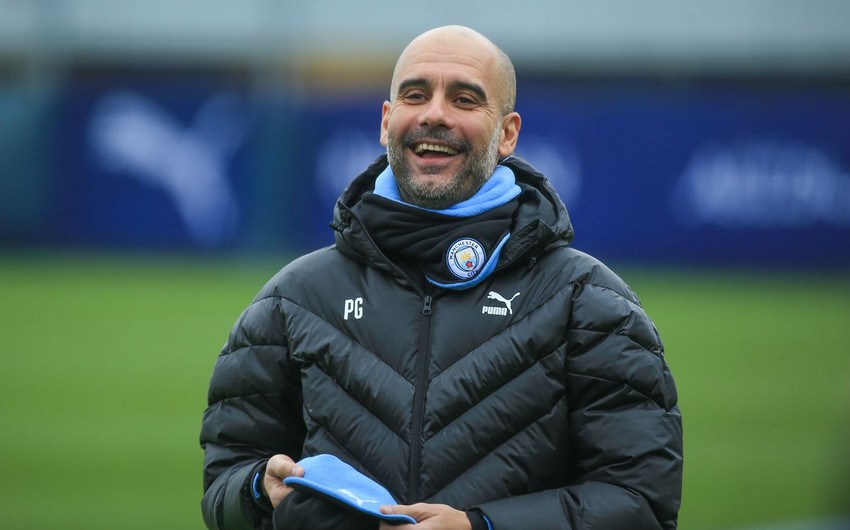 Guardiola signs two-year contract extension with Manchester United 