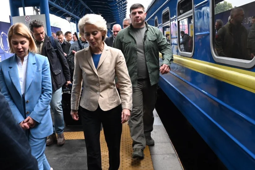 Зеленский наградил главу Еврокомиссии