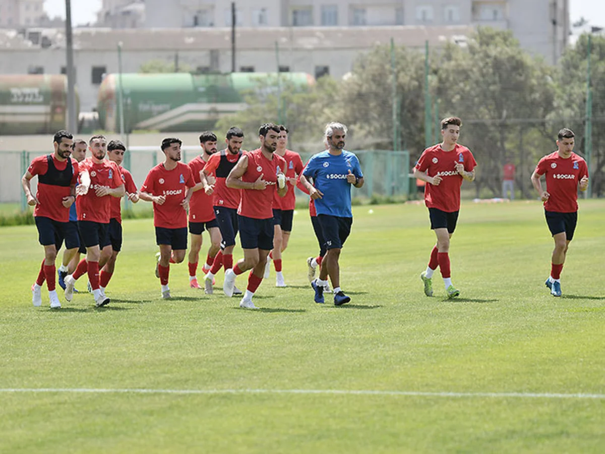 Azərbaycan millisi ilk məşqinə çıxıb