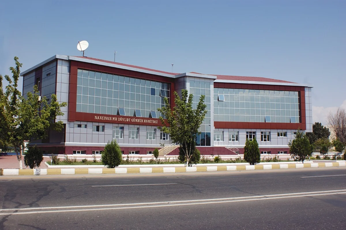 Naxçıvan Gömrük Komitəsinin sədri işdən çıxarılıb