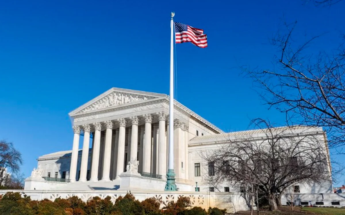 Верховный суд США временно приостановил депортацию венесуэльцев