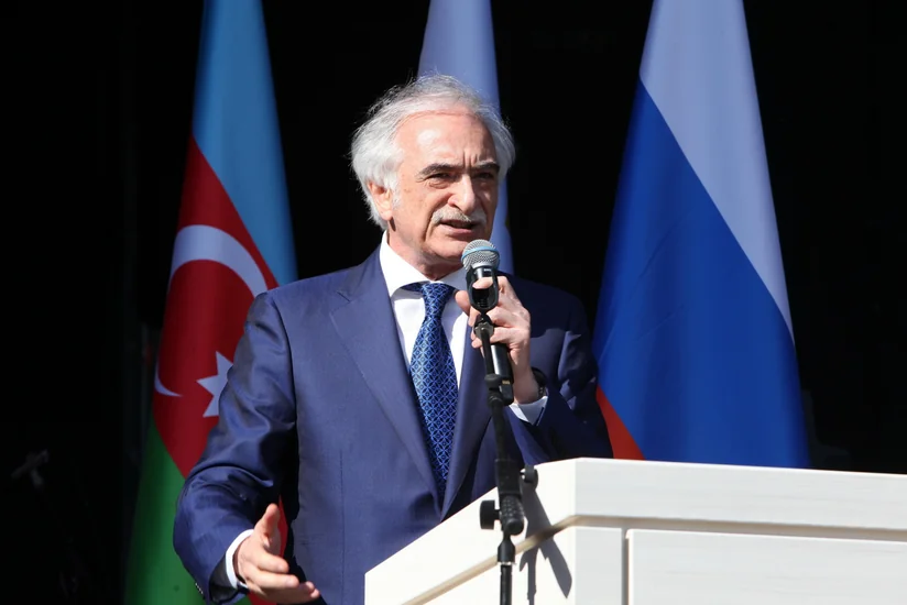 Polad Bülbüloğlu: Rusiya azərbaycanlılarının özlərini bu ölkənin vətəndaşları kimi hiss etmələri vacibdir