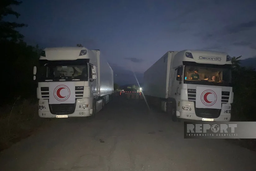 Bakıdan erməniəsilli şəxslərə yardım aparan humanitar karvan Ağdam-Xankəndi yolunda gözləyir