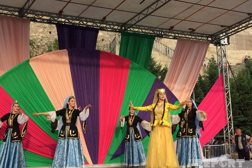 Tbilisidə qala konsertdə Azərbaycanın milli musiqi nümunələri təqdim olunub - FOTO