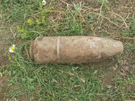ANAMA: ​Tərtərdə 1 ədəd top mərmisi və Qrad raketinin mühərrik hissəsi aşkar olunub