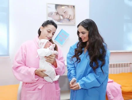 Leyla Əliyeva 3 nömrəli Şəhər Klinik Xəstəxanasının doğum şöbəsində olub