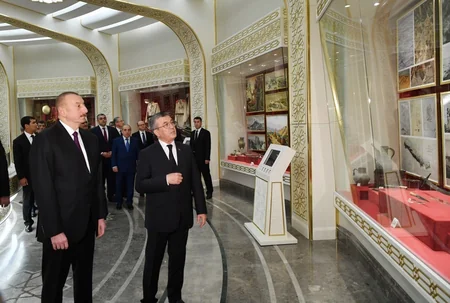 President Ilham Aliyev visits memorial complex People's memory’ in Ashgabat