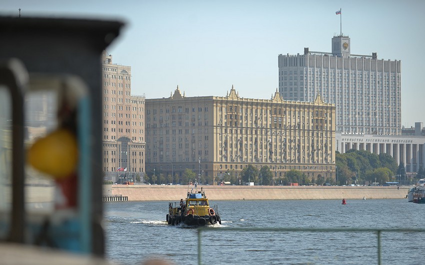 Moskva çayı üzərində nəqliyyatın hərəkəti dayandırılıb