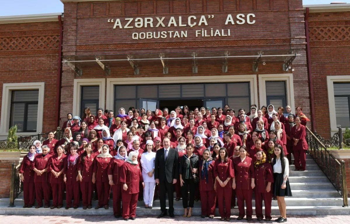 President Ilham Aliyev and first lady Mehriban Aliyeva inaugurated Gobustan branch of Azerkhalcha OJSC