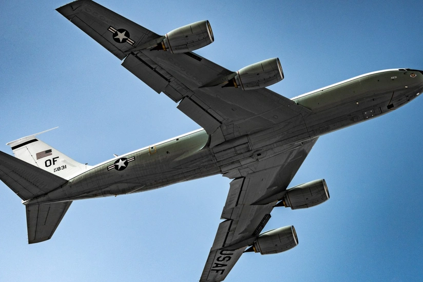 US Air Force plane issues distress signal near UK