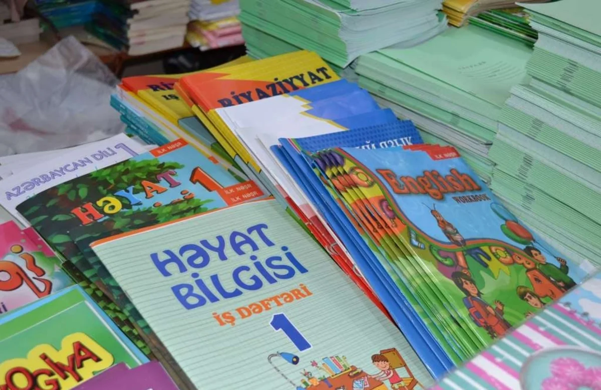 Azərbaycan Prezidenti “Təhsil haqqında” və “Nəşriyyat işi haqqında” qanunlara dəyişikliyi təsdiqləyib