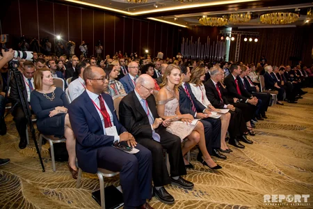 Beynəlxalq Xüsusi Olimpiya Komitəsinin 50 illik yubileyi Bakıda qeyd olunur - FOTO