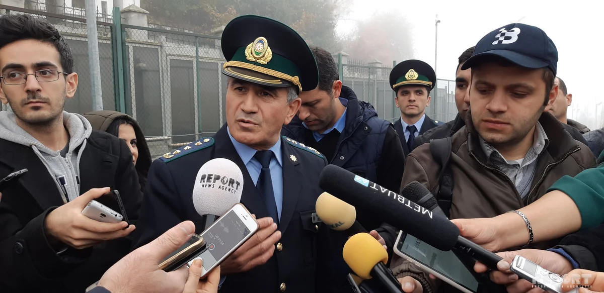 Gömrük buraxılış məntəqələrində sıxlığın aradan qaldırılması üçün növbə sistemi yaradılacaq