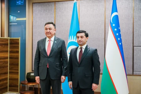 TDT-nin Baş katibi Özbəkistan XİN başçısı ilə görüşüb