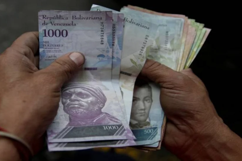 Venezuela opens exchange offices for the first time since 2003
