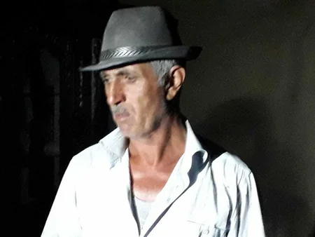 Bərdədə ev yanıb, iki azyaşlı zəhərlənib, bir qadın xəsarət alıb - FOTO