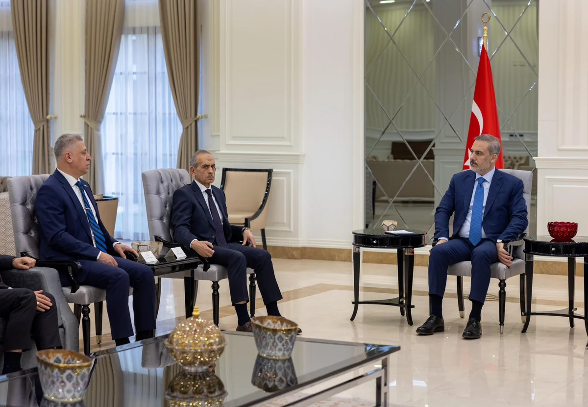 Turkish FM meets with head of Iraqi Turkmen Front