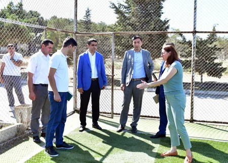 Nazir Bakının qəsəbələrində idman mərkəzlərinin fəaliyyəti ilə maraqlanıb