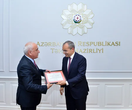 Gələn il ali təhsil müəssisələrinin prorektorları attestasiyadan keçiriləcək